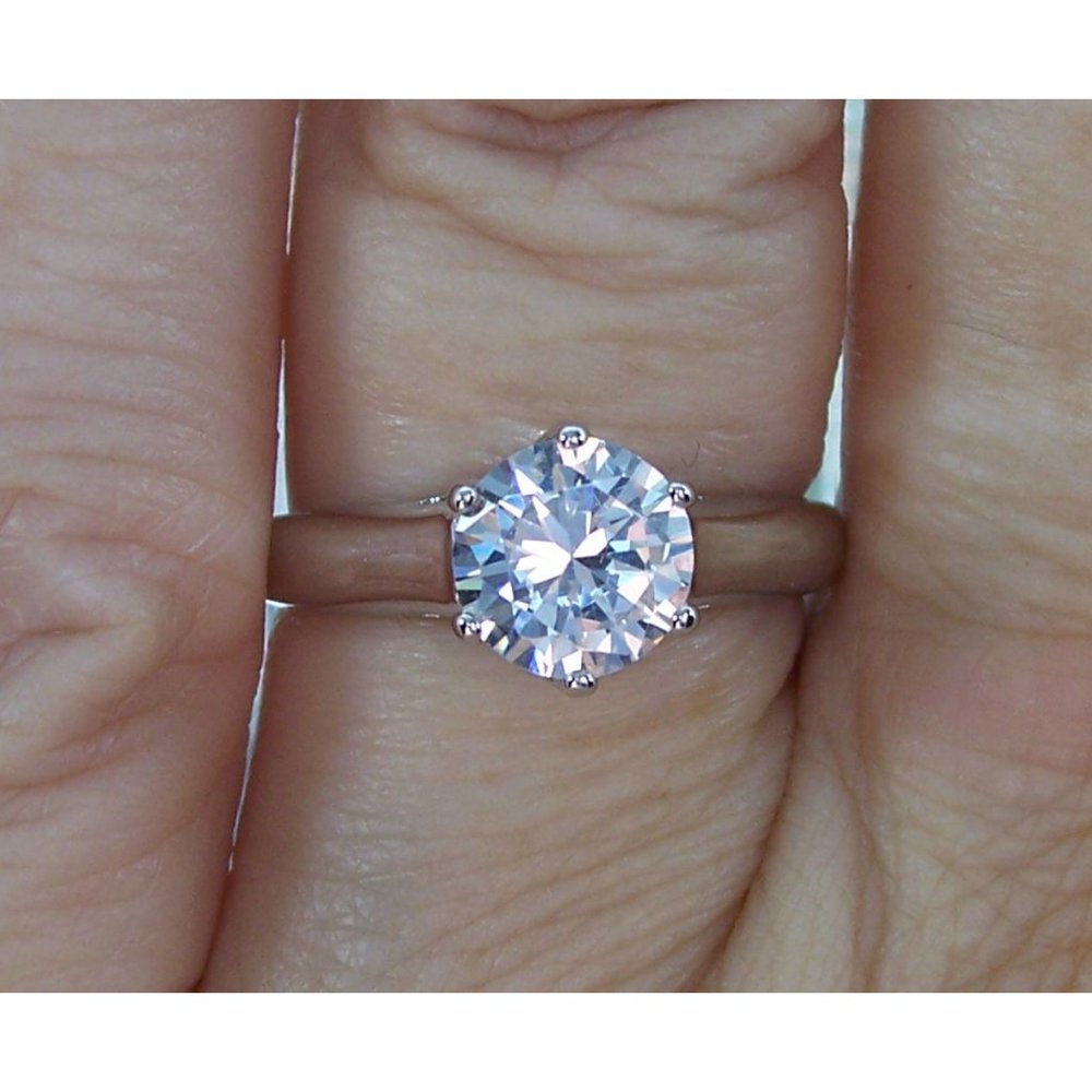 Women's Simple Solitaire Ring Cubic Zirconia 925 Sterling Silver High Polished - Picture 5 of 16
